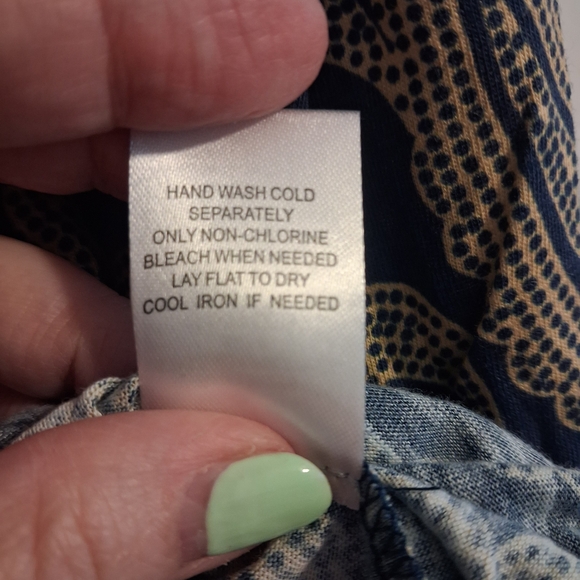 Daniel Rainn Navy and Cream Paisley Blouse - Picture 7 of 8